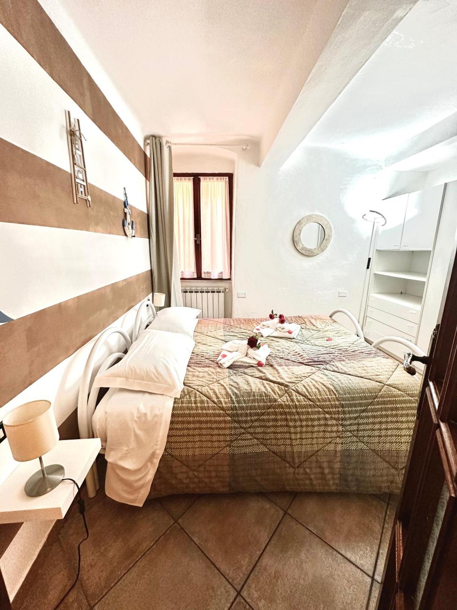 Ubetty Village Center Two-Bedrooms Apartment 5Terreparco Riomaggiore Buitenkant foto